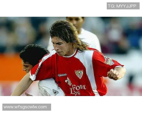 西字足球明星的辉煌历程与成就探秘及其对足球运动的影响分析