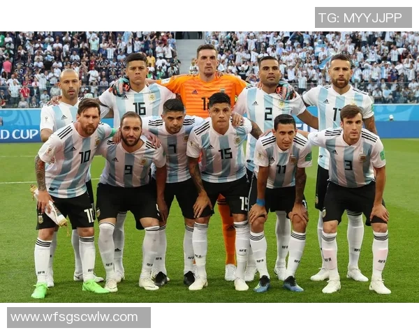 足球璀璨星河汇聚天下足球明星系列精彩瞬间与传奇故事 足球璀璨星河汇聚天下足球明星系列精彩瞬间与传奇故事