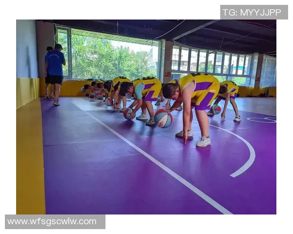 黄敏独家分享篮球心得与技巧助你提升球技的秘诀与经验 黄敏独家分享篮球心得与技巧助你提升球技的秘诀与经验