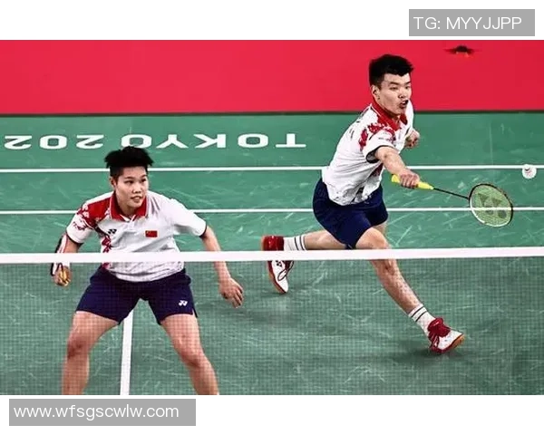 重庆羽毛球队荣登羽毛球战术排行榜第三名展现强大实力与团队合作精神